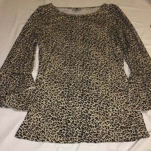 Leopard Dainty Jewells top